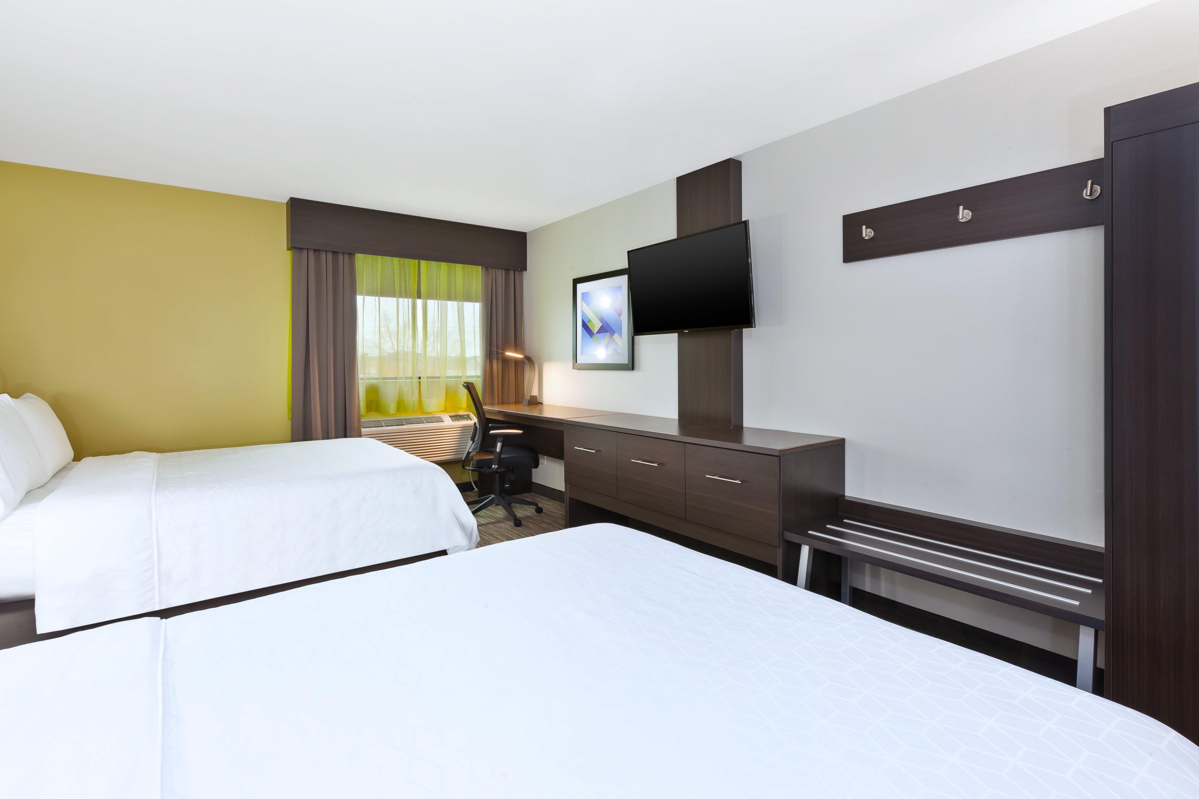 Holiday Inn Express Winnipeg Airport - Polo Park By Ihg Exterior photo
